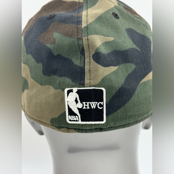New Era Chicago Bulls Windy City Hardwood Classics NBA Camo Basketball Cap 7 3/8 - Picture 6 of 11